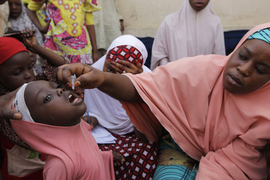 WHO Campaigns To Eradicate West-Central Africa Polio