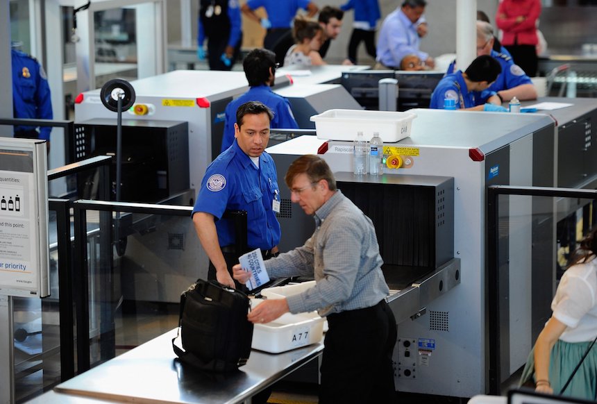 DHS S&T Evaluates TSA Touch-Free Fingerprint Scanners